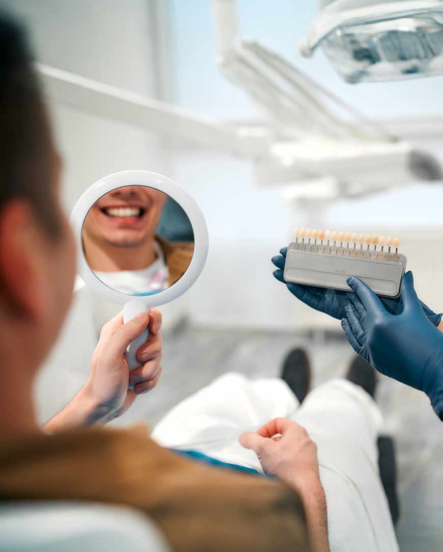 Choose the Best Dentist for Crowns in Kolkata Choose the Best Dentist for Crowns in Kolkata<br />